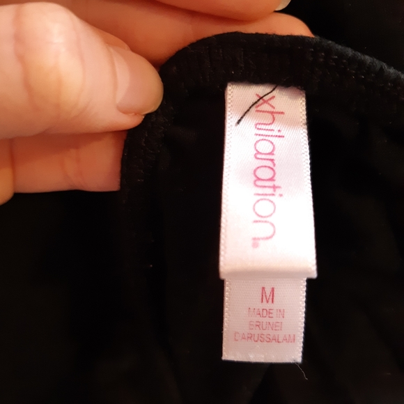 Black halter neck tank - Picture 4 of 4